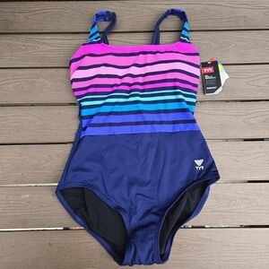 TYR Ombre Straight Neck Control Fit Pink/navy 1 Piece Bathing Suit Sz 24 NWT